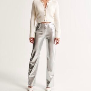 Abercrombie & Fitch Vegan Leather 90s Relaxed Pants in Metallic Silver size 27/4